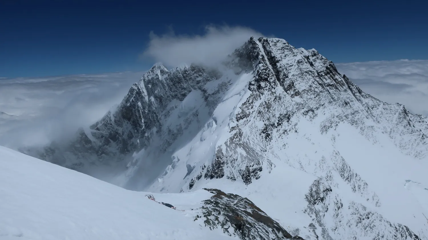 Pedro Queirós - Everest
