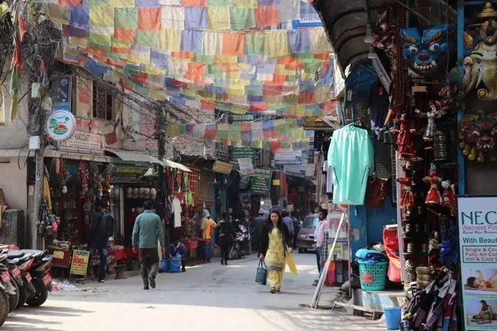 O bairro de Thamel em Kathmandu, onde ficaremos hospedados num dos locais mais icónicos e históricos de toda a cidade: a