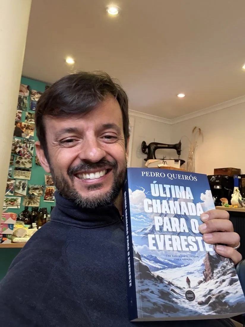 Sessões de autógrafos - Pedro Queirós